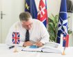 Príslušníci 81. krídla Sliač privítali vzácnu návštevu zo Spojeného kráľovstva Veľkej Británie a Severného Írska