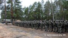 Slovenskí vojaci sa v Lotyšsku zapojili do cvičenia Summer Shield 2017