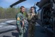 Výcvik streľby z paluby vrtuľníka UH-60M