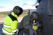Tlakové plnenie vrtužníka UH-60M počas chodu motorov - Hot Refueling