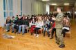Stredoškoláci privoňali k vojenskému chlebíku