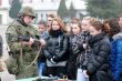 Stredoškoláci privoňali k vojenskému chlebíku