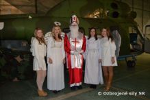 Mikulášska nádielka vo vrtuľníkovom krídle