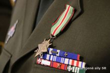 Slovenskí vojaci dostali vyznamenanie od požského prezidenta A. Dudu