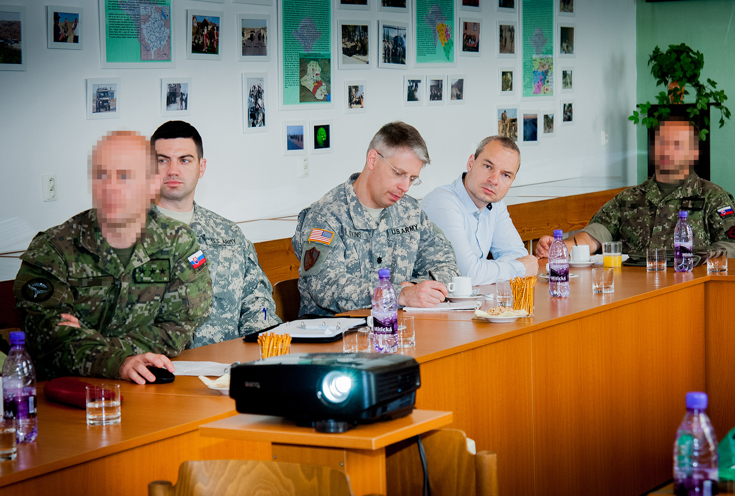 016_2014_05_23_návšteva_vojenský_diplomatický_zbor