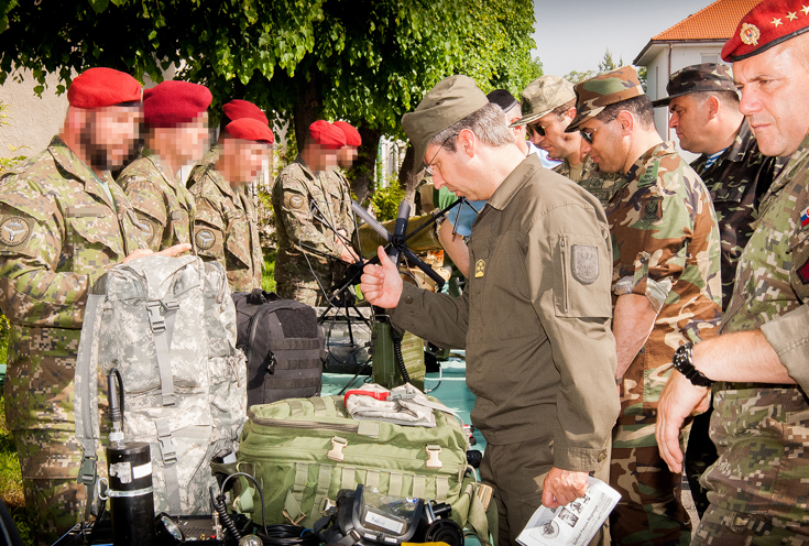 023_2014_05_23_návšteva_vojenský_diplomatický_zbor