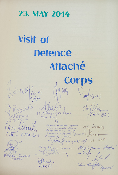 057_2014_05_23_návšteva_vojenský_diplomatický_zbor