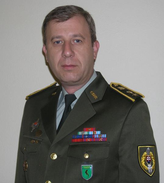 Miroslav OFAROVI